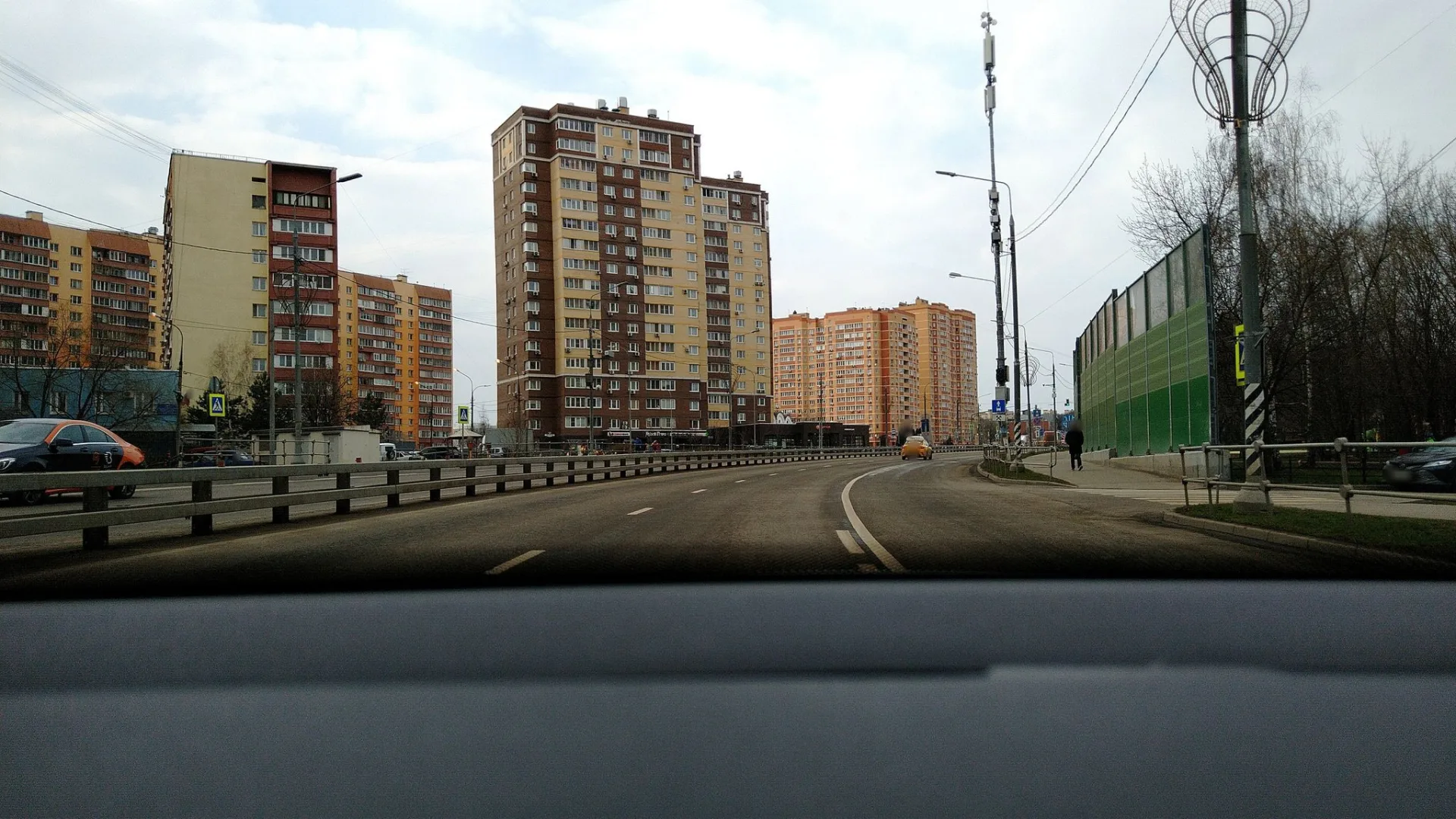 Маршрут «Коммунарка — Газопровод», 1,0 км