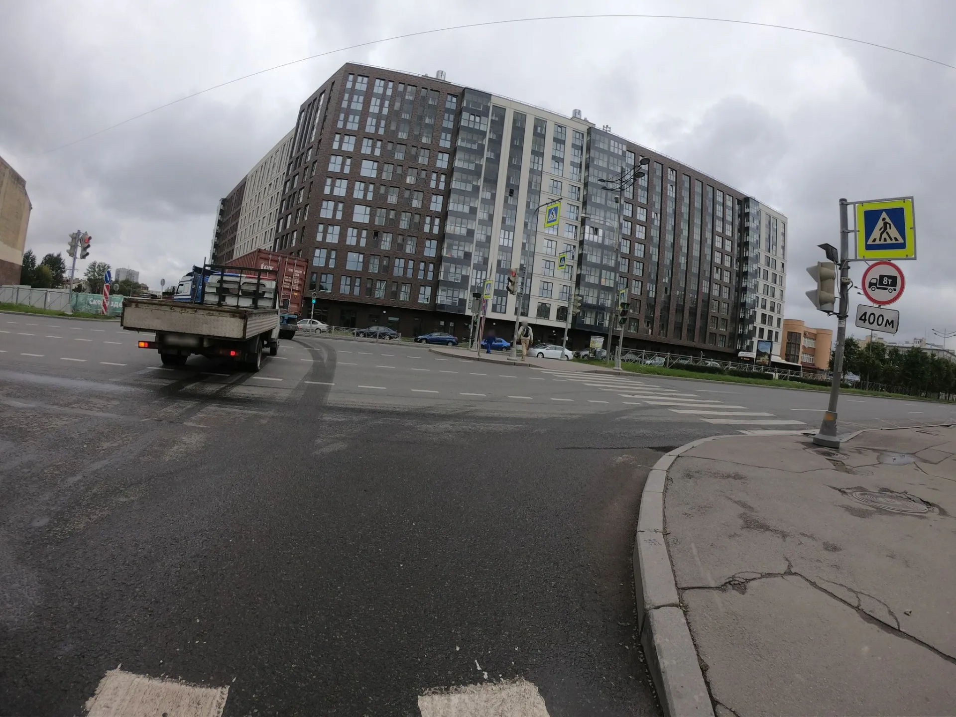 Маршрут «Московские Ворота — Парк Победы», 1,2 км